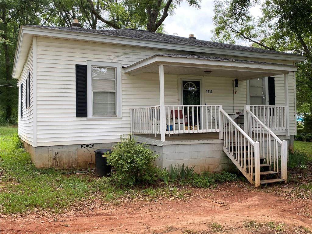 1012 Johns Avenue - Photo 1