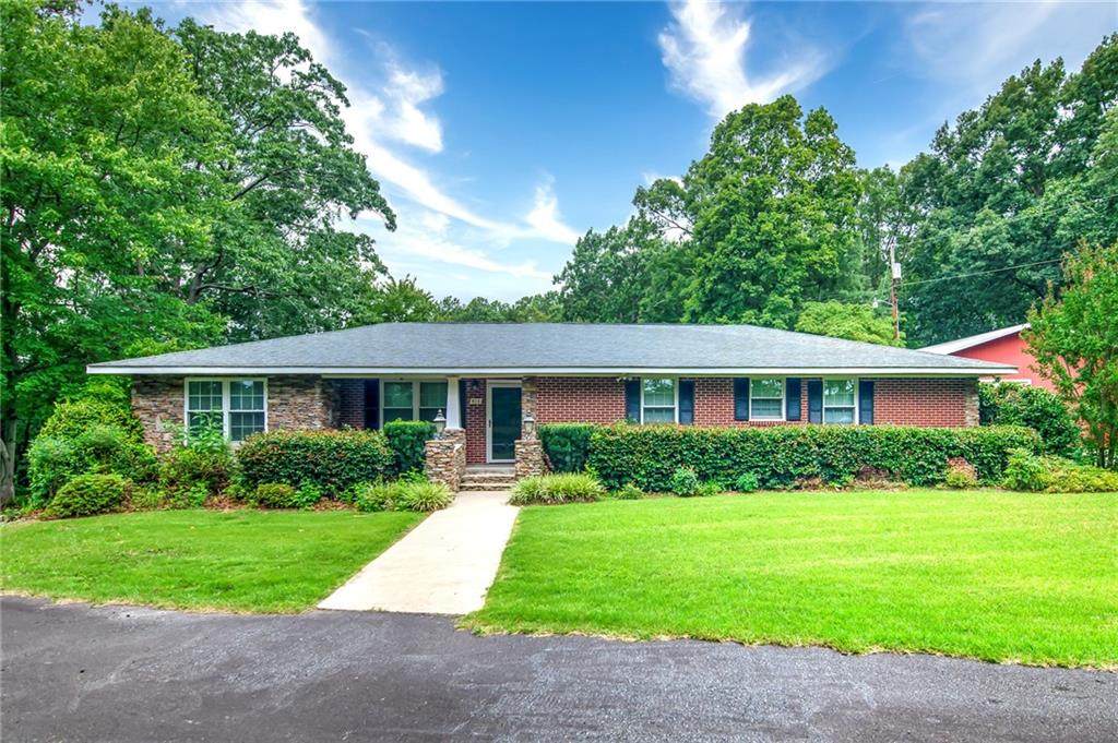 816 Trail Road - Photo 1