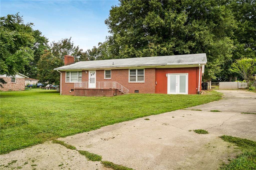 209 A Edgewood Drive - Photo 1