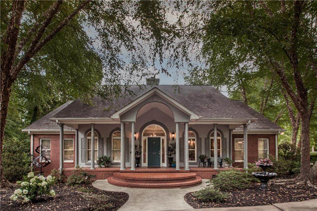 110 Cherokee Circle - Photo 1