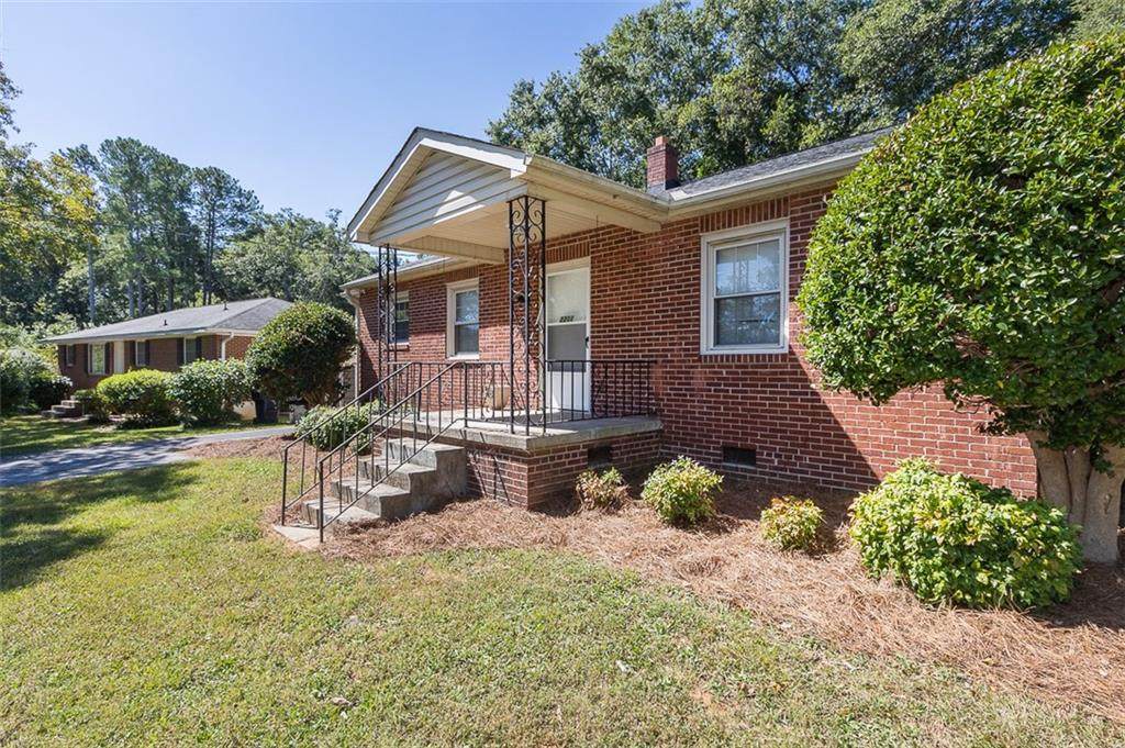 2201 Boulevard Heights - Photo 1
