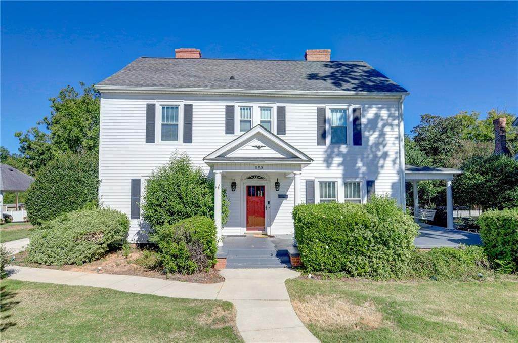 550 Main Street - Photo 1