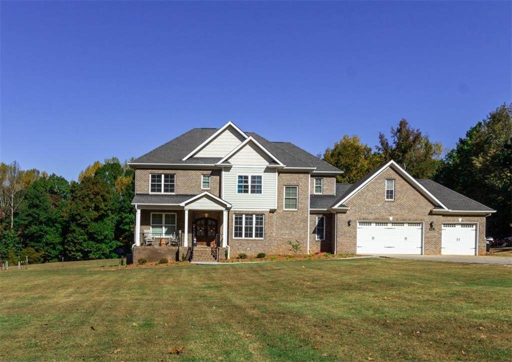 418 Riley Road - Photo 1