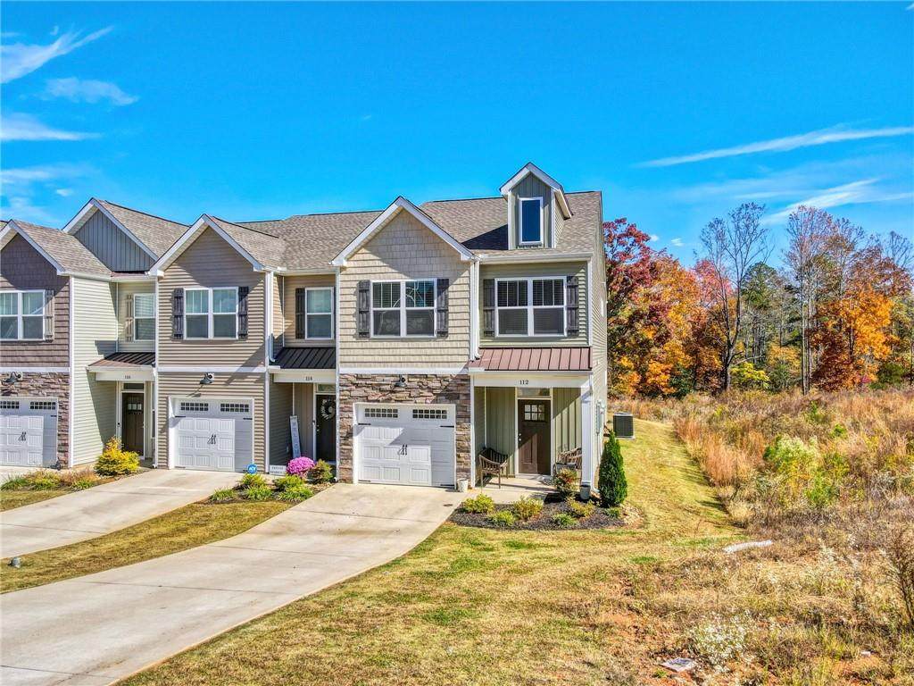 112 Rushing Creek Lane - Photo 1
