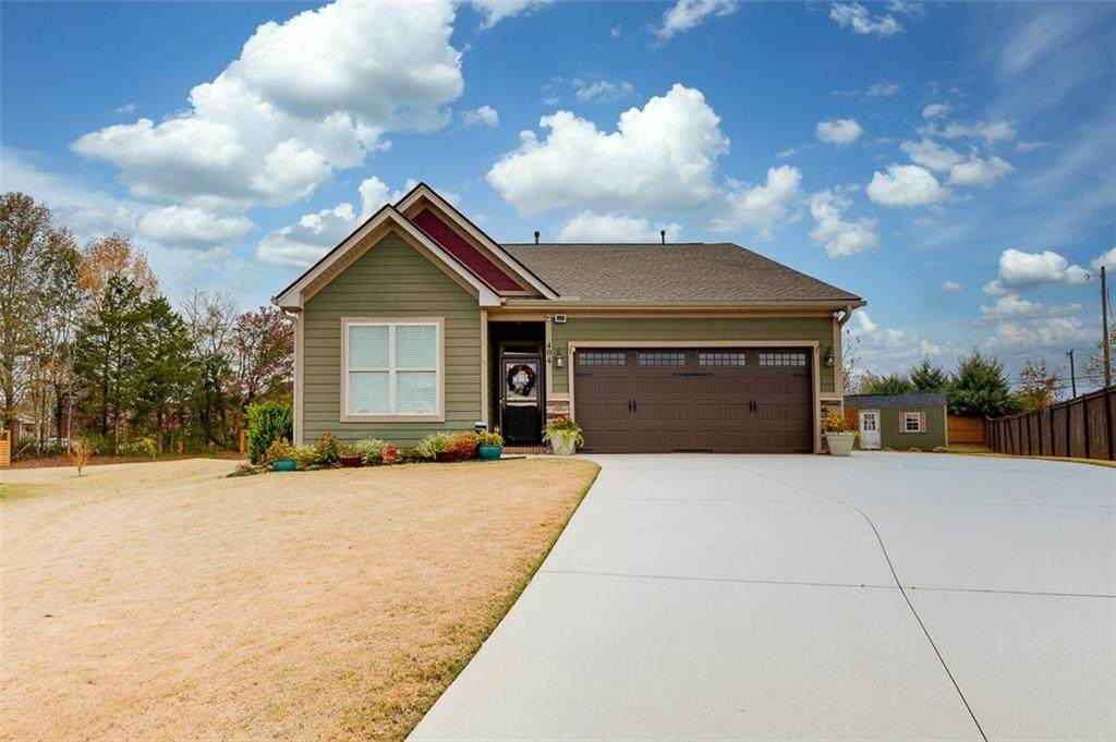 404 Skyway Place - Photo 1