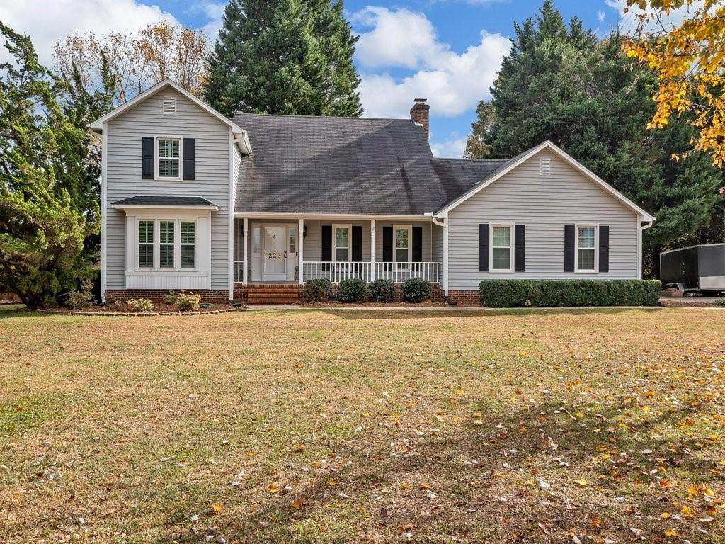 222 Devon Way - Photo 1