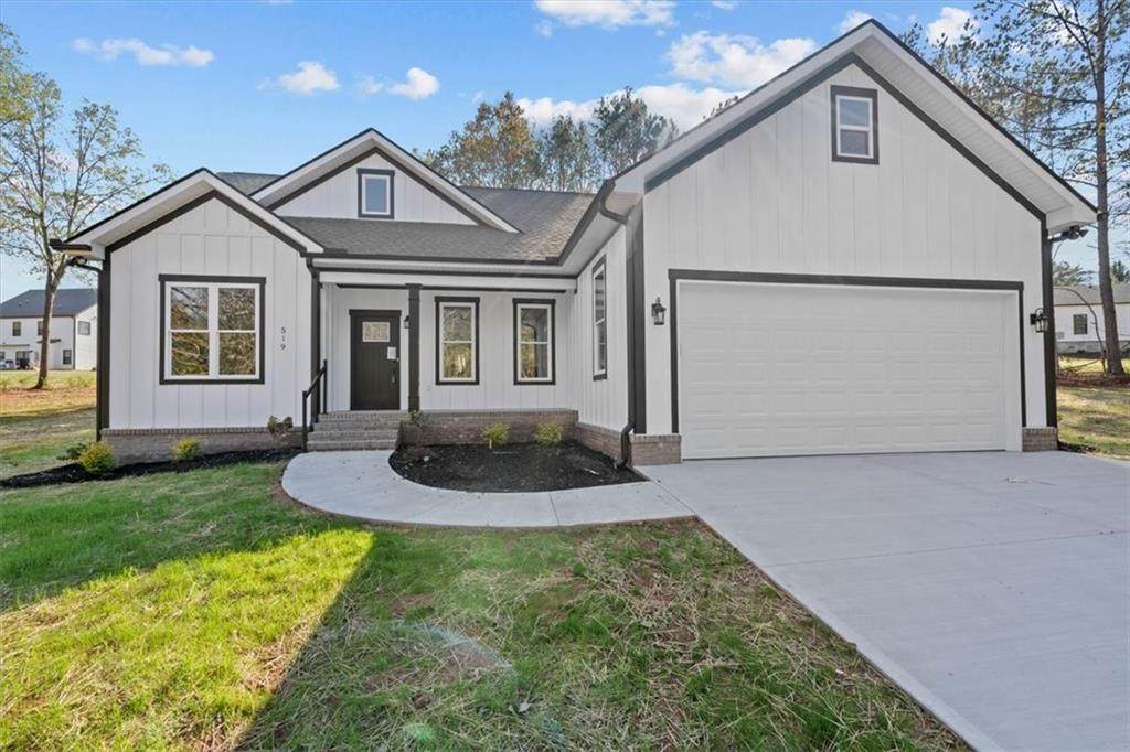 519 Jackson Circle - Photo 1