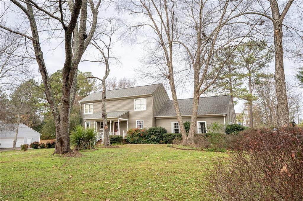 203 Ashley Road - Photo 1