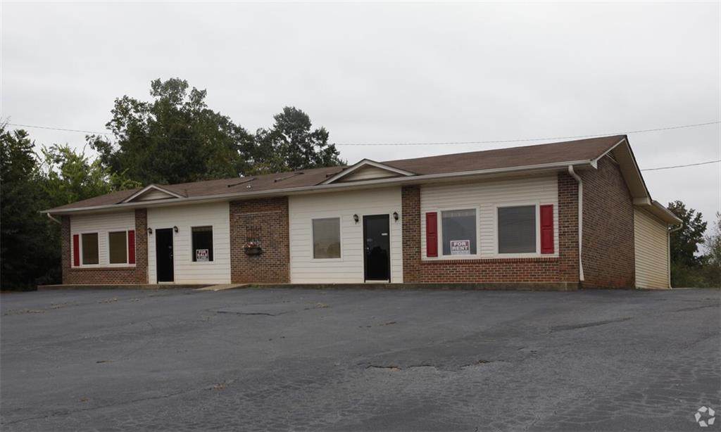 1528 Blue Ridge Boulevard - Photo 1