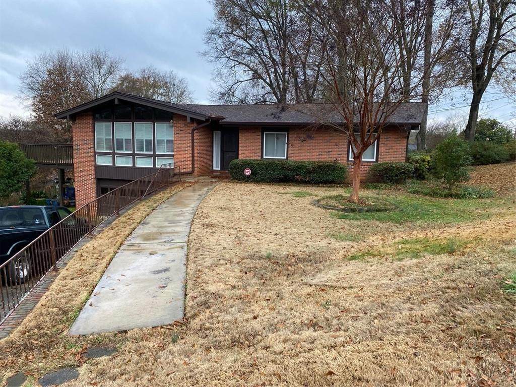 111 Apple Drive - Photo 1