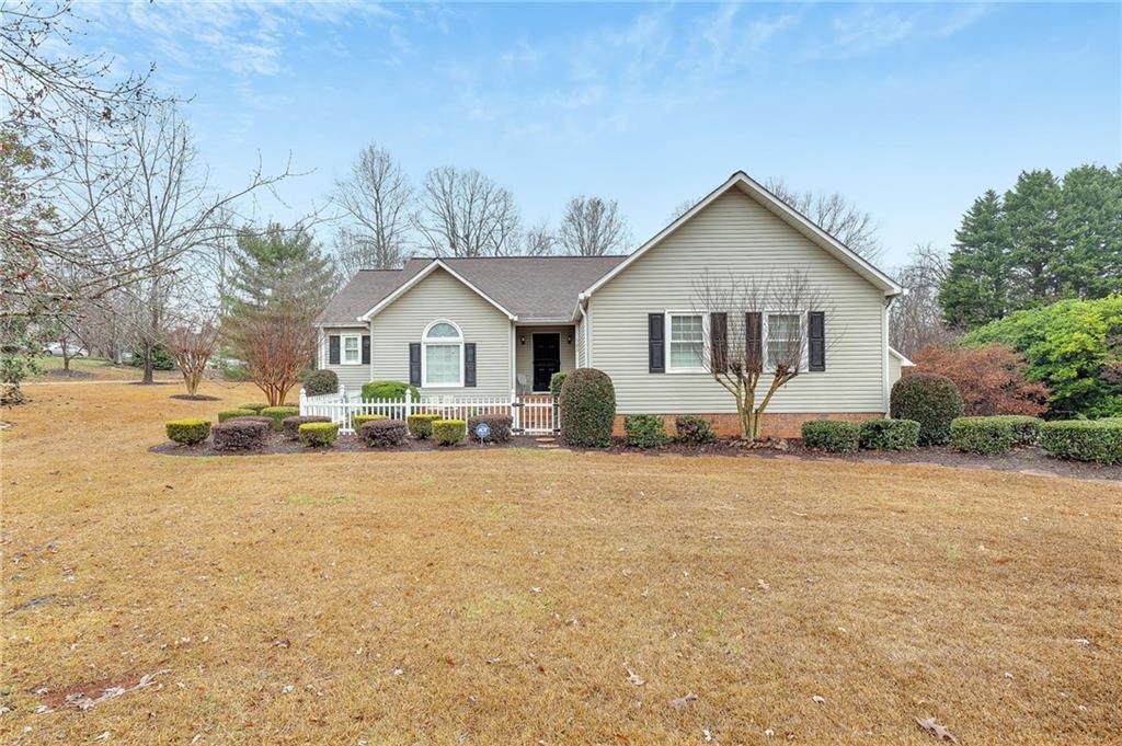 503 Hampton Road - Photo 1