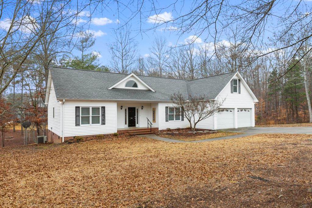 206 Petty Road - Photo 1