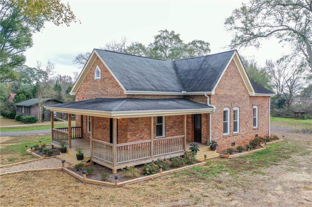 156 Hartwell Road - Photo 1