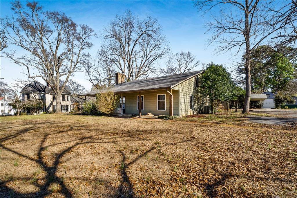 213 Main Street - Photo 1