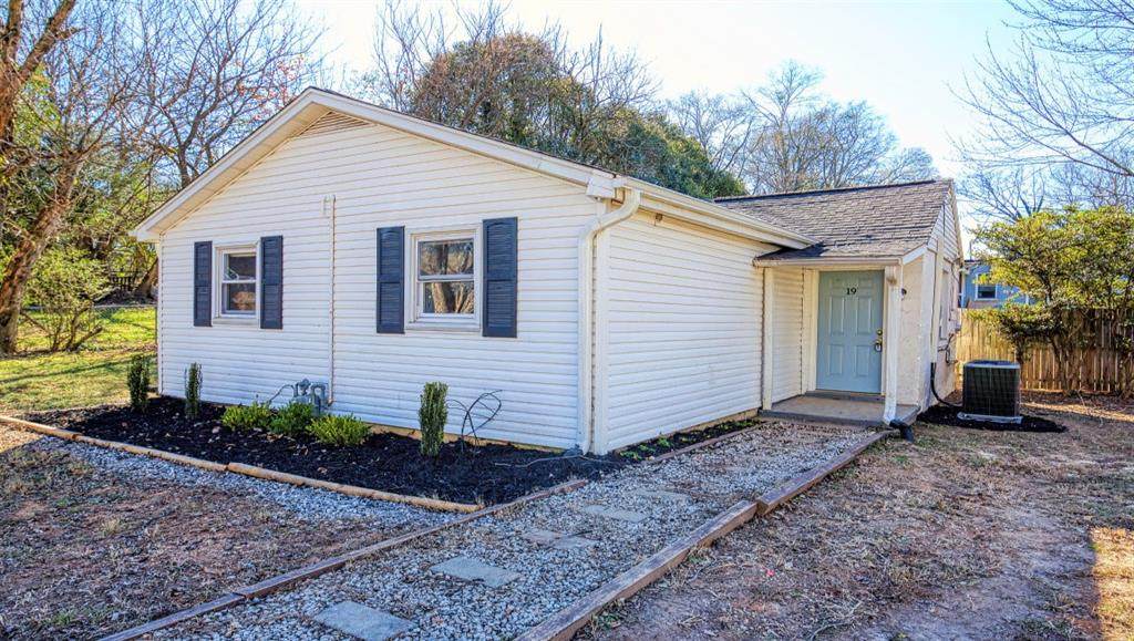 19 Adger Street - Photo 1
