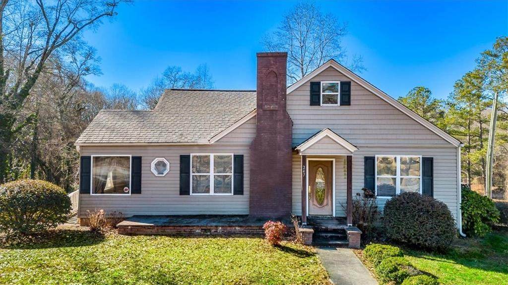 247 Ann Street - Photo 1
