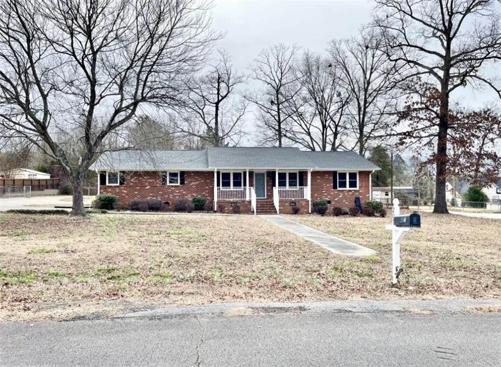 207 Keystone Drive - Photo 1