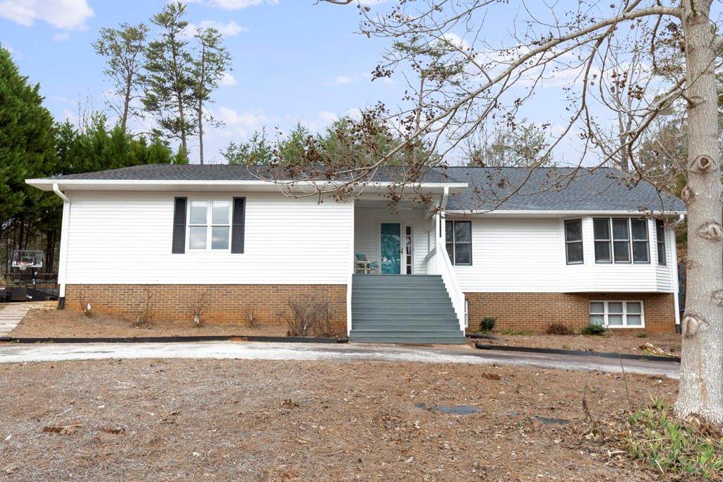 346 Chickasaw Drive - Photo 1