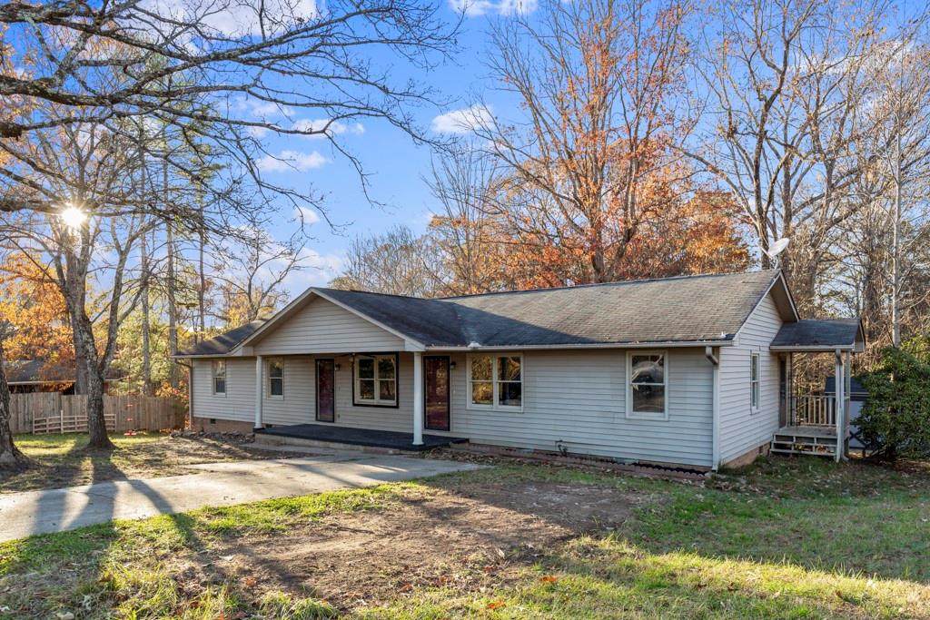 324 Kenneth Street - Photo 1