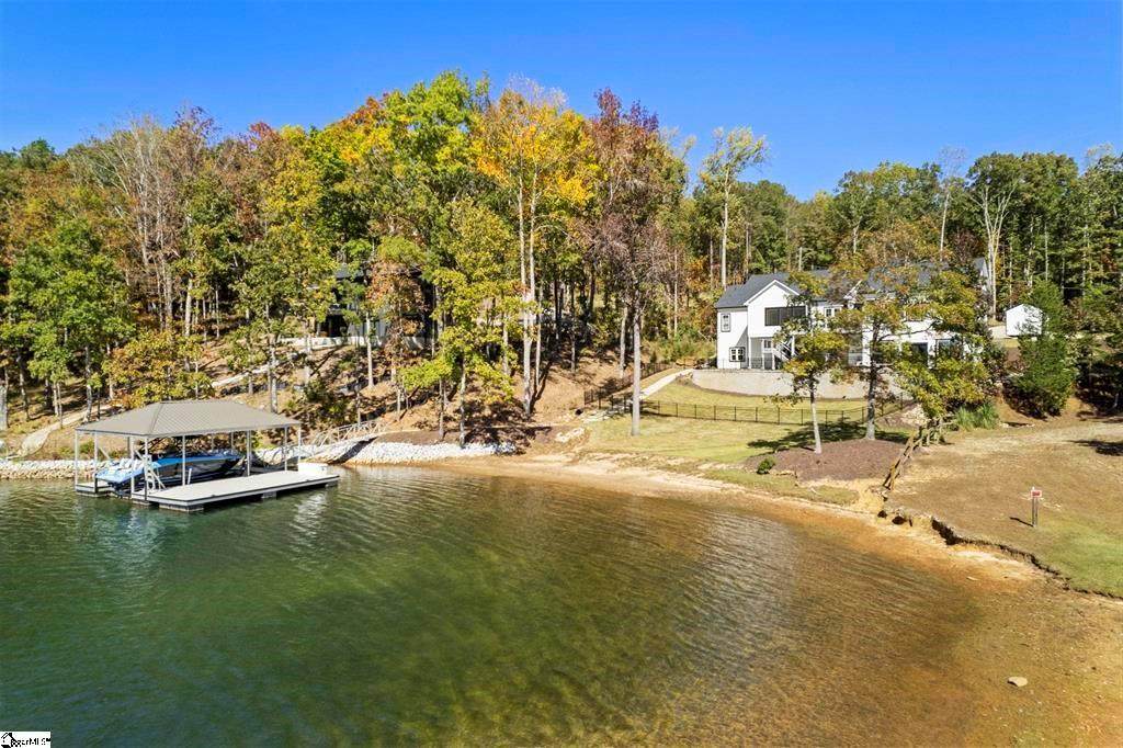 427 Sue Craig Road - Photo 1