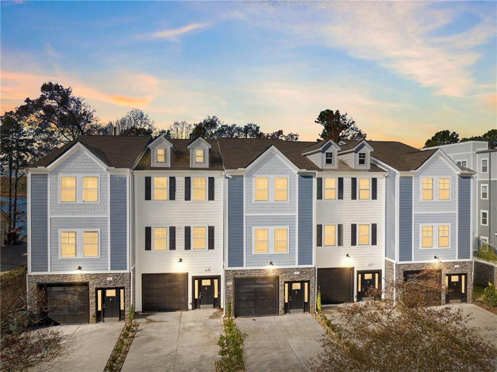 108 Holiday West - Photo 1