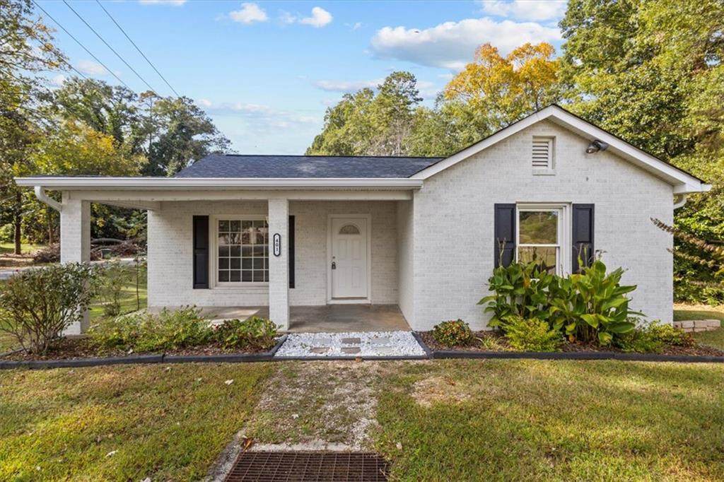401 N Oak Street - Photo 1