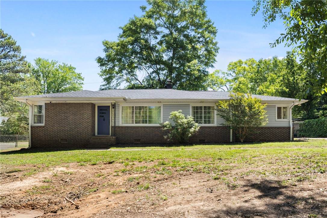 300 Woodvale Avenue - Photo 1