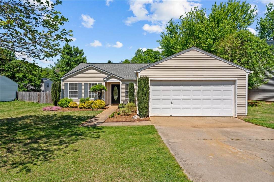 105 Tripmont Court - Photo 1