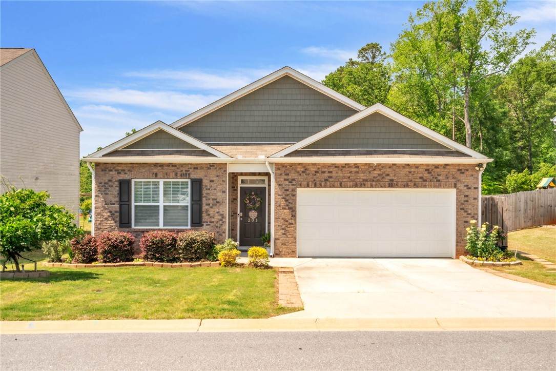 201 Sweetgrass Lane - Photo 1