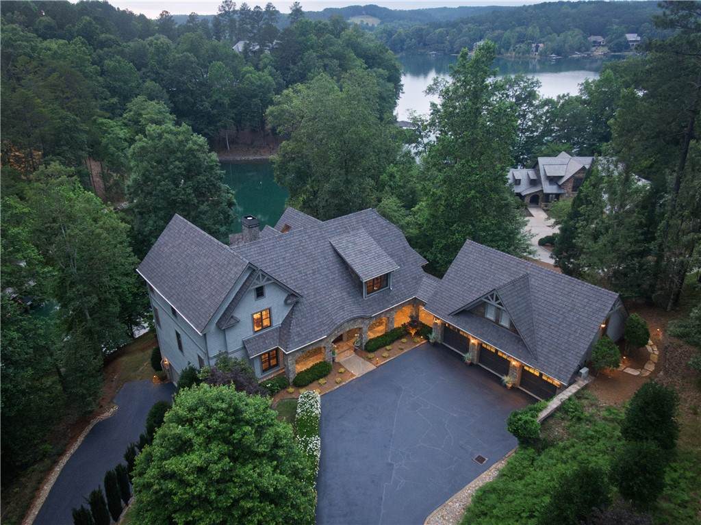 264 Featherstone Drive - Photo 1