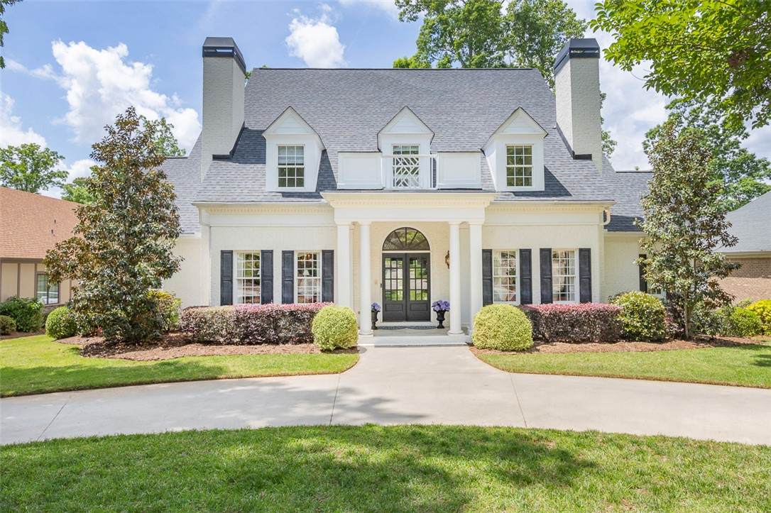 316 Avenue Of Oaks - Photo 1