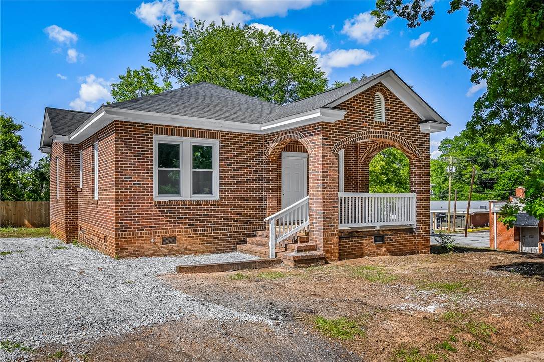 104 Franklin Street - Photo 1