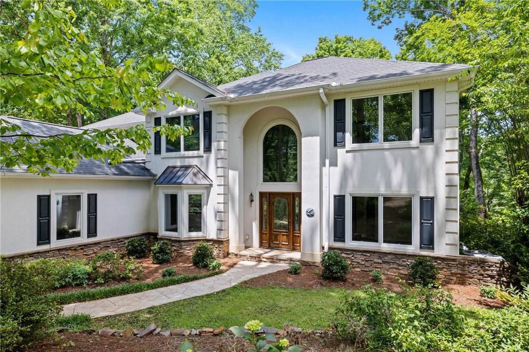 118 Pinnacle Pointe Drive - Photo 1