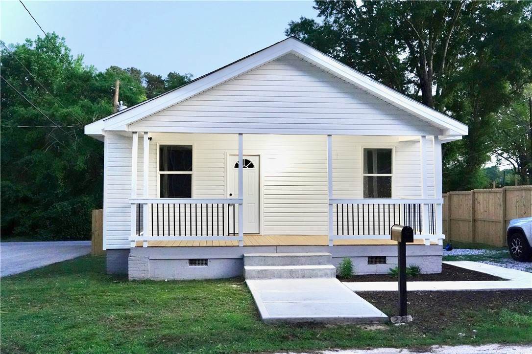 221 Foster Street - Photo 1
