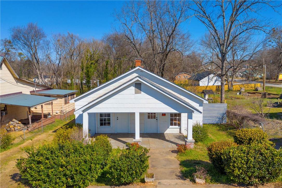 731 Main Street - Photo 1