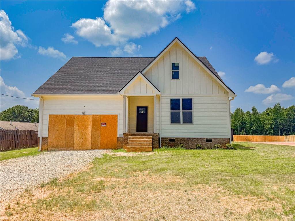 206 Highland Avenue - Photo 1
