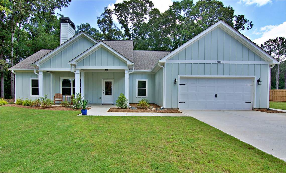 1608 Rock Springs Road - Photo 1