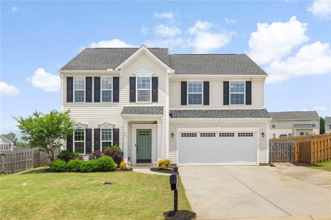 305 Vicksburg Drive - Photo 1