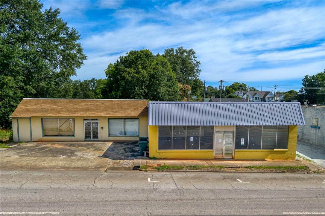 104 W. North 1st Street - Photo 1