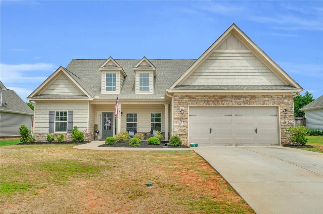 1012 Drakes Crossing - Photo 1