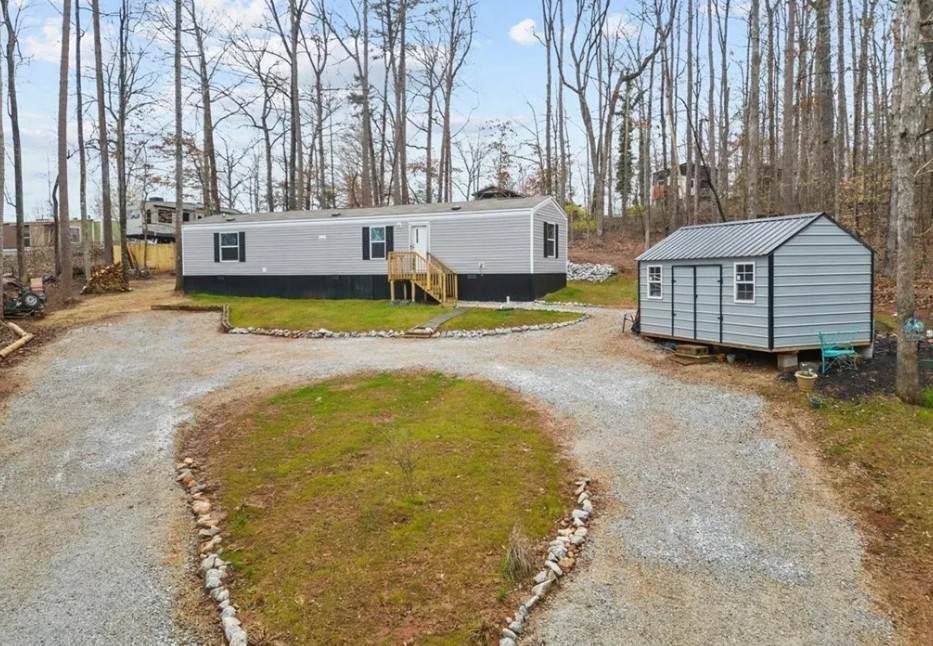 266 Brandywine Drive - Photo 1