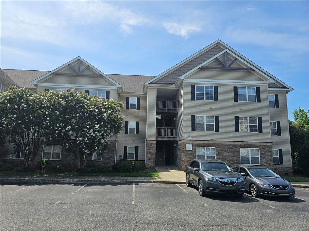 632 Lookover Drive - Photo 1