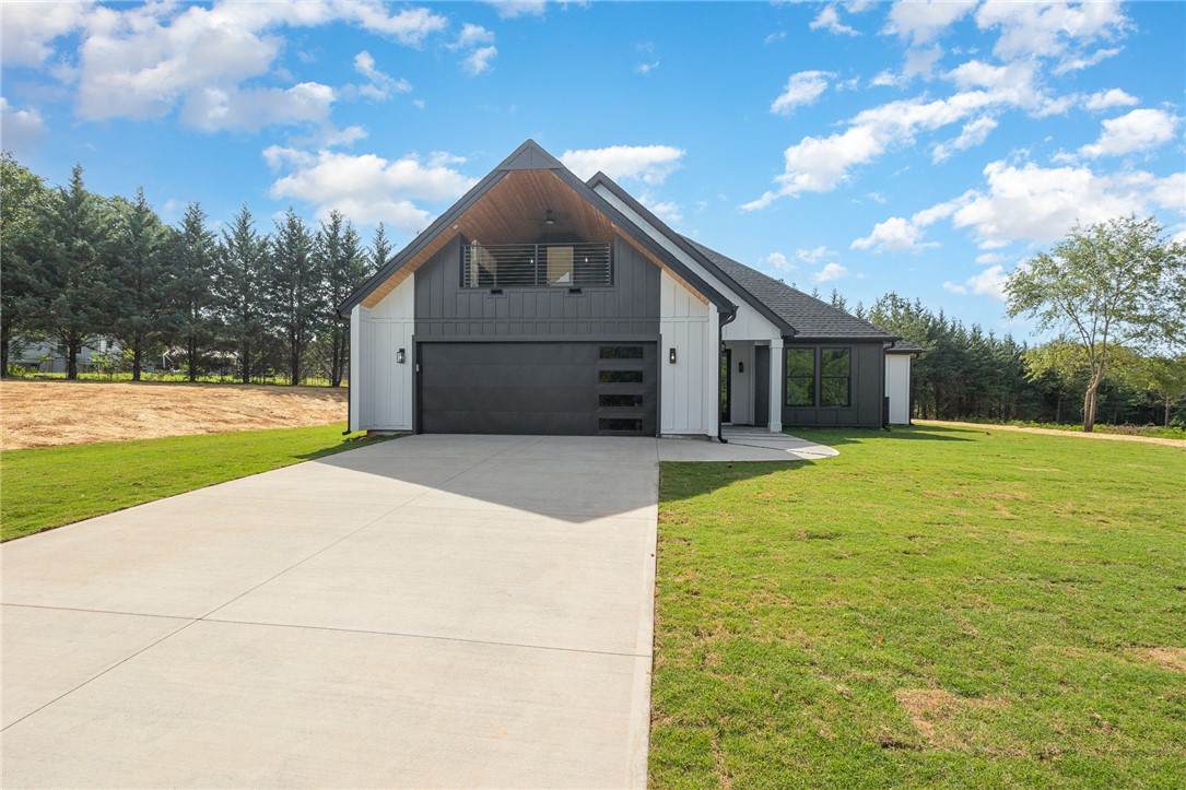 215 Moore Road - Photo 1