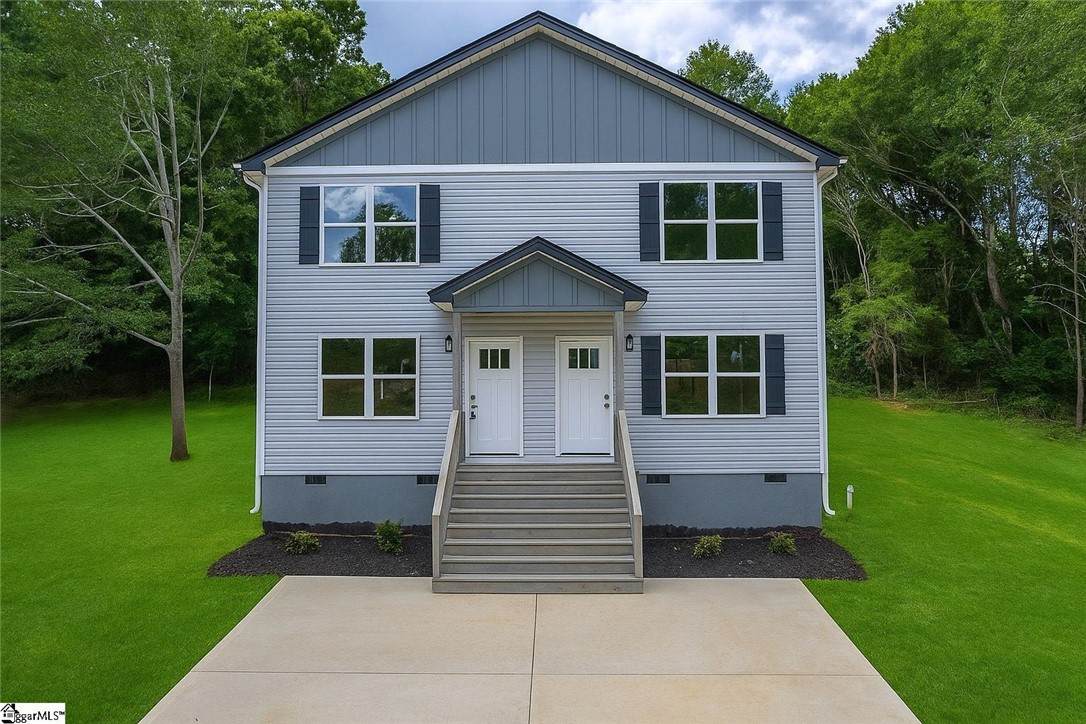 121 Brookmeade Drive - Photo 1