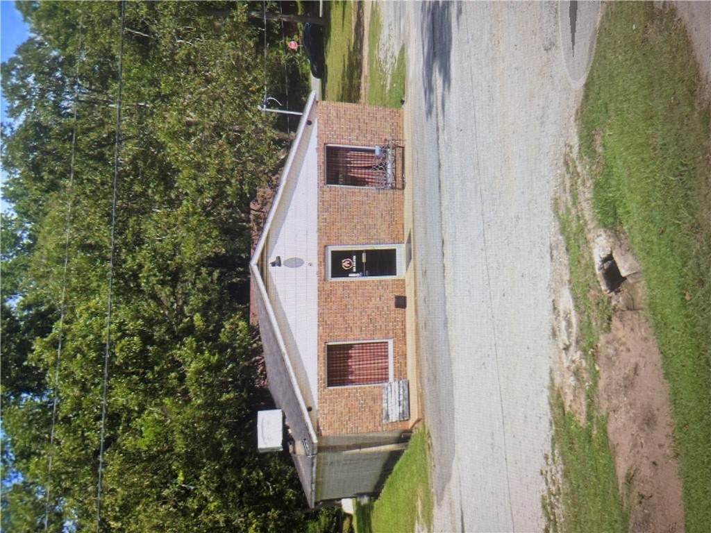 302 W. Broad Street - Photo 1