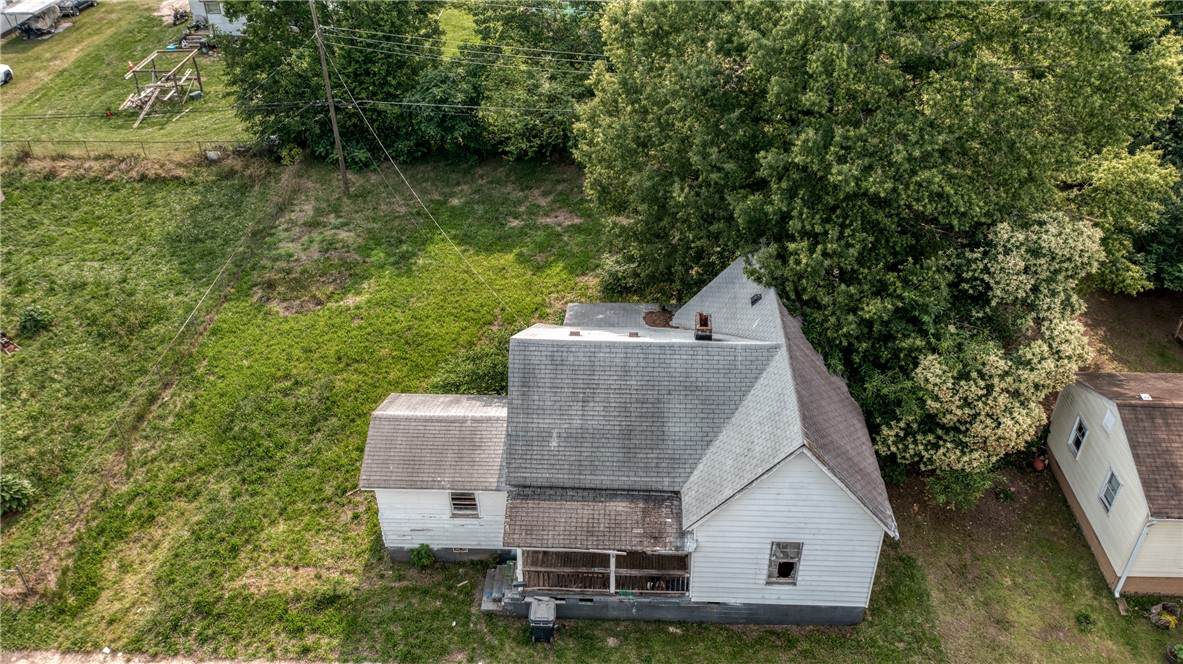 329 F Street - Photo 1