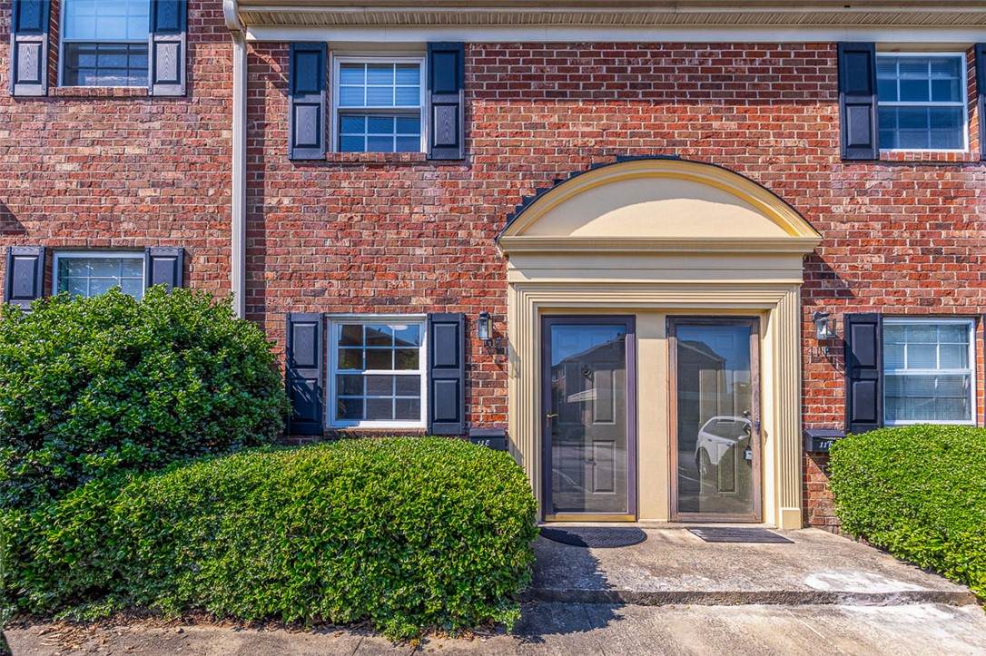 2530 North Street - Photo 1