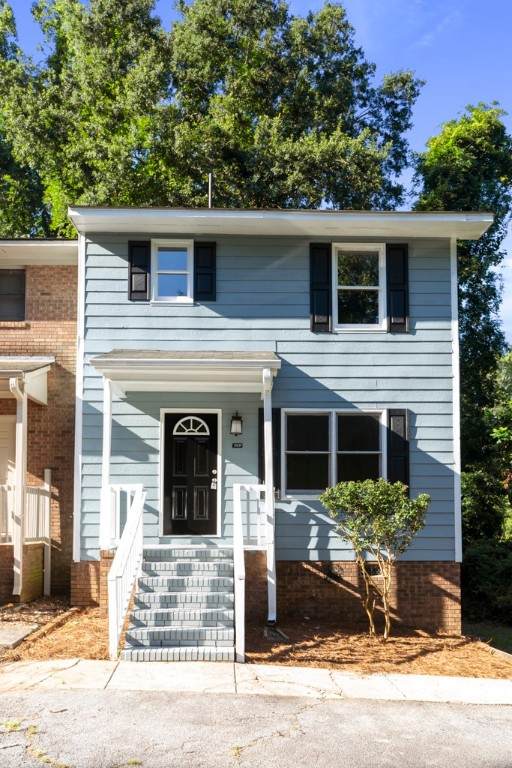 902F Creekside Drive - Photo 1