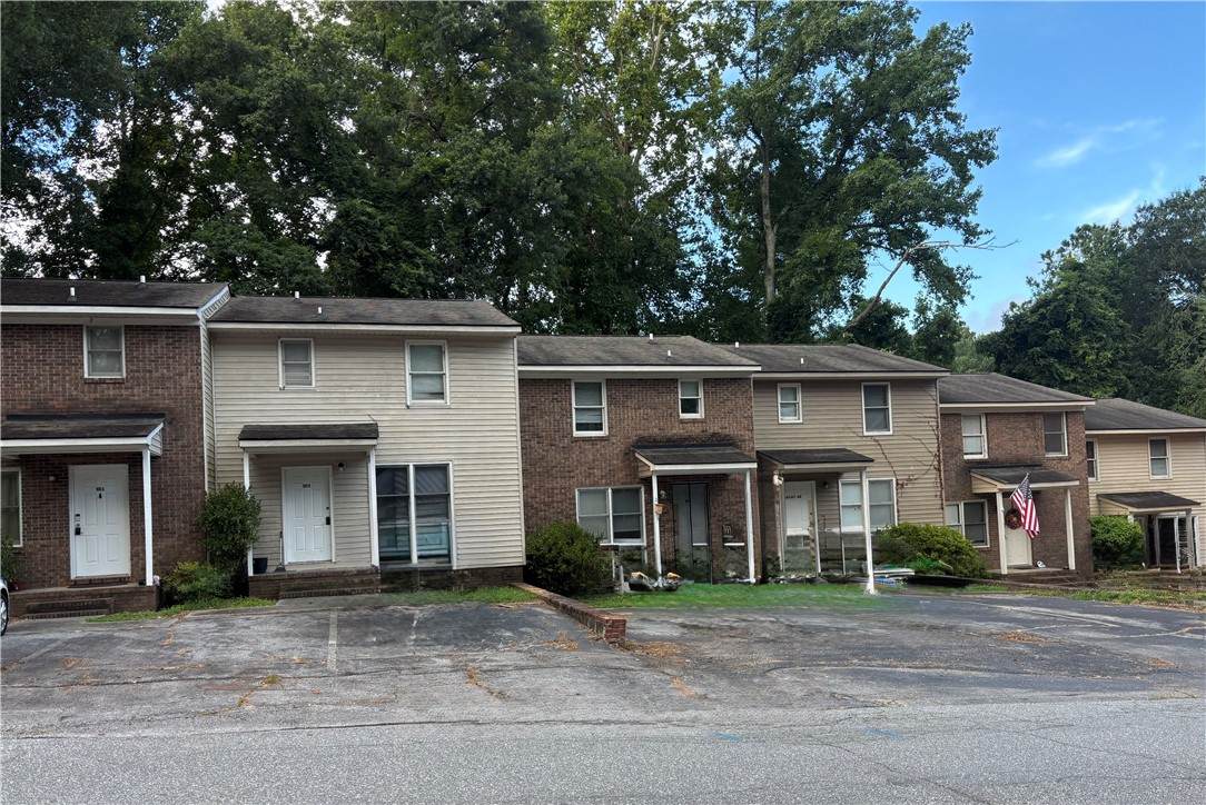 900-A Creekside Drive - Photo 1