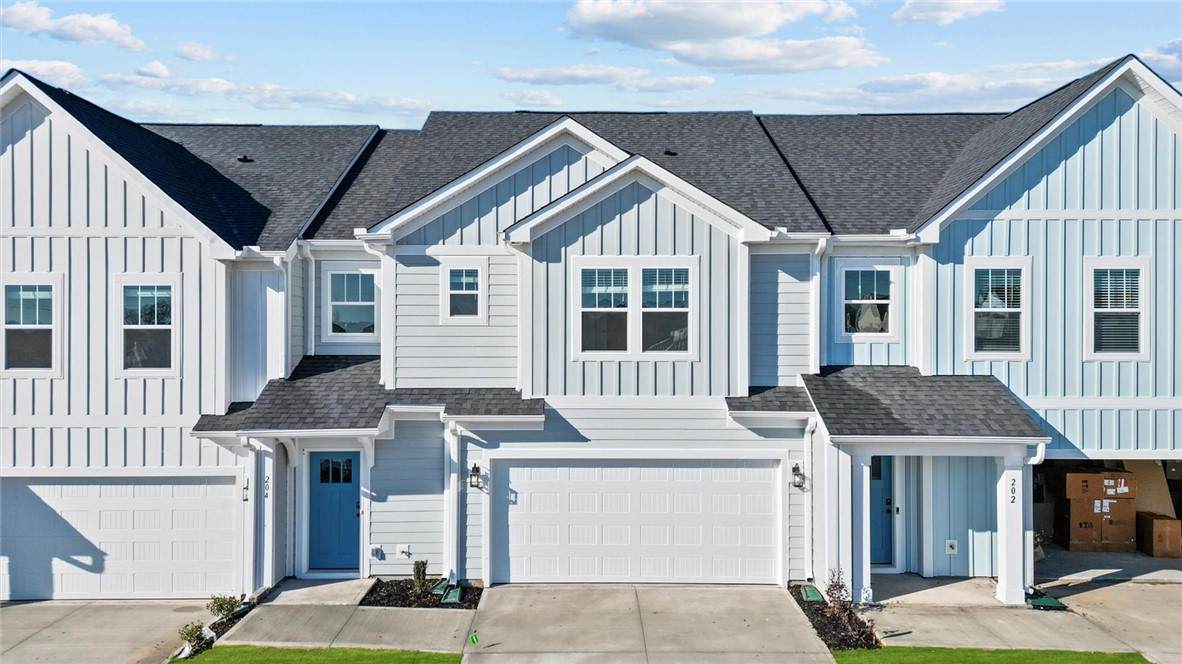 204 Leisure Lane - Photo 1
